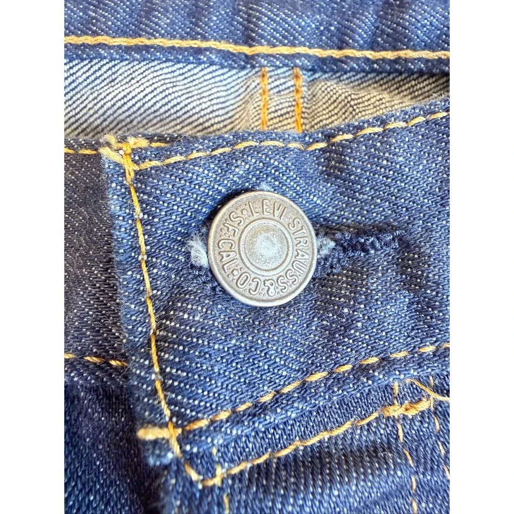 Levi's 501 Original Fit Jeans Men 42x32 Blue Button Fly Straight Leg 00501-2331